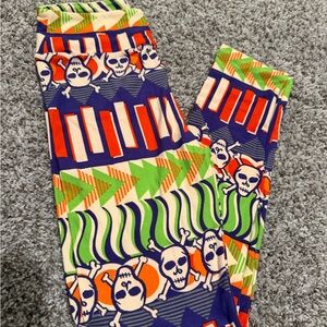 LuLaRoe Halloween Leggings with Skull and Stripe Design